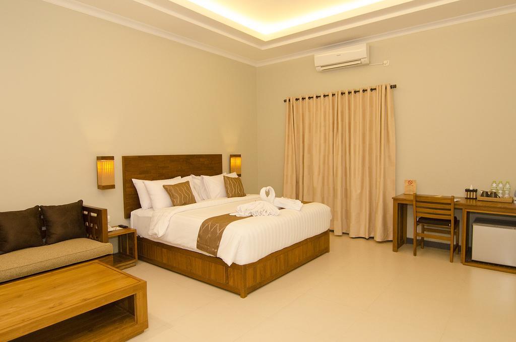 Syailendra Hotel Syariah Jepara Exterior foto